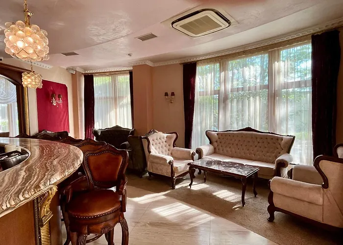 Kristel Hotel