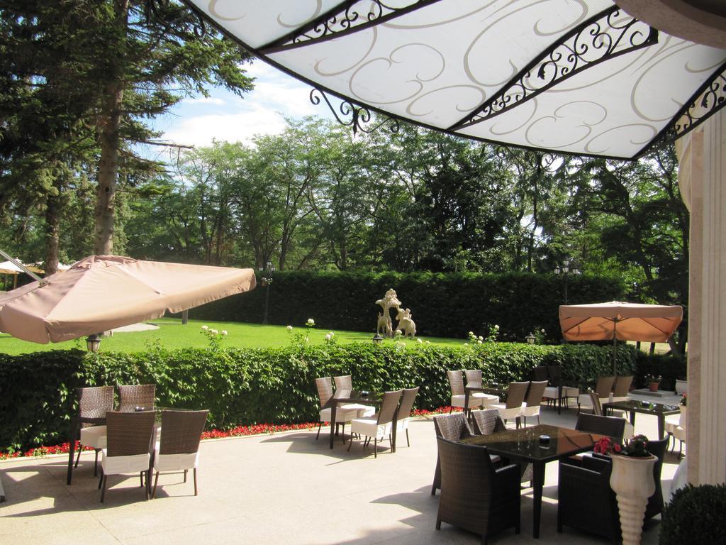 Otel Kristel 4*
