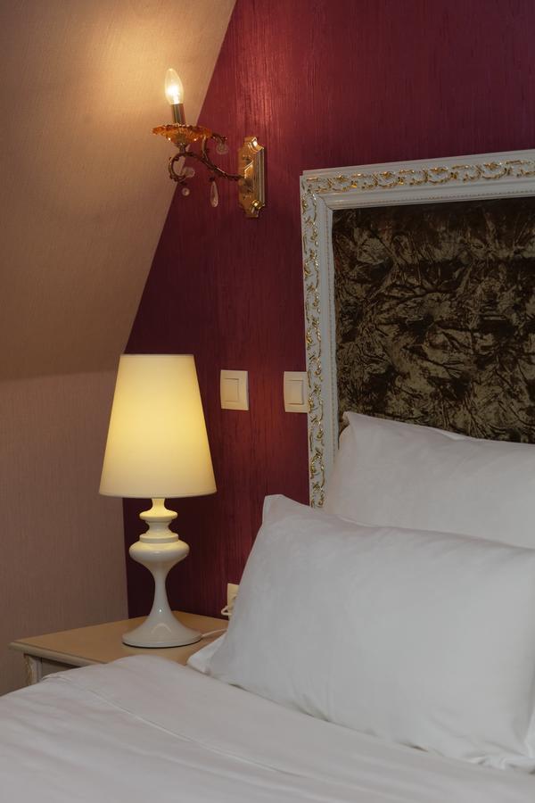 Kristel Hotel